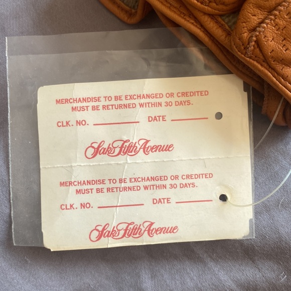 Saks Fifth Avenue TAN gloves - Picture 2 of 4